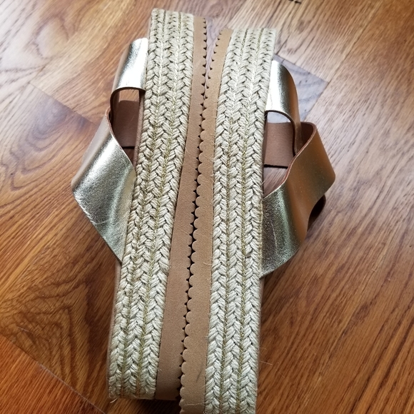 NWT - GREEK LEATHER SANDALS - Picture 3 of 4